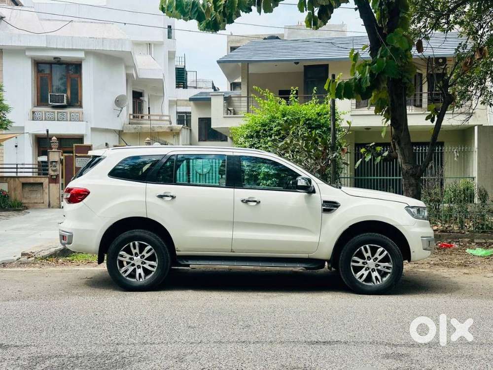 Ford Endeavour 3.2 Titanium 4x4 At, 2018