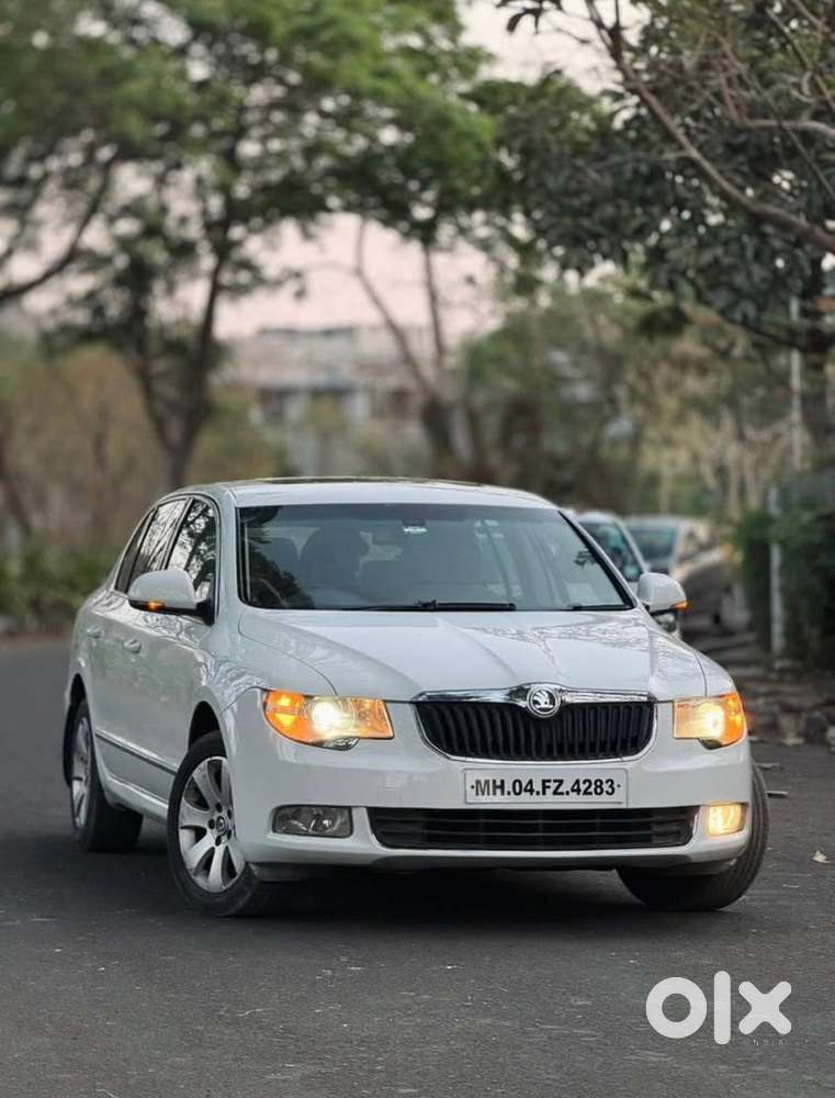 Skoda Superb 2013 Petrol First Owner