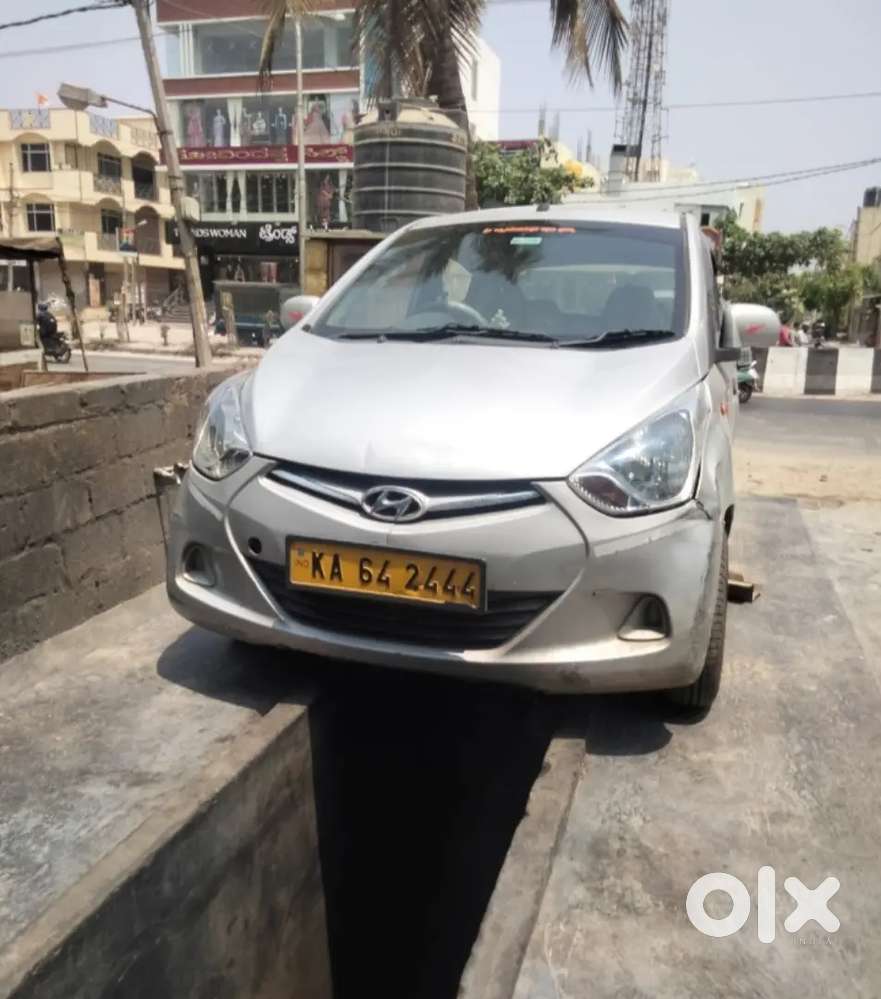 Hyundai Eon 2016 Cng & Hybrids 200000 Km Driven