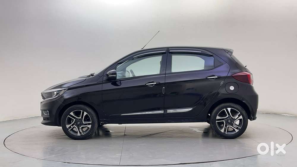 Tata Tiago XZA Plus, 2023, Petrol