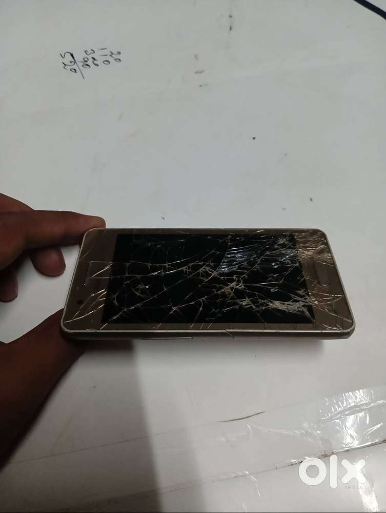 Samsung J7