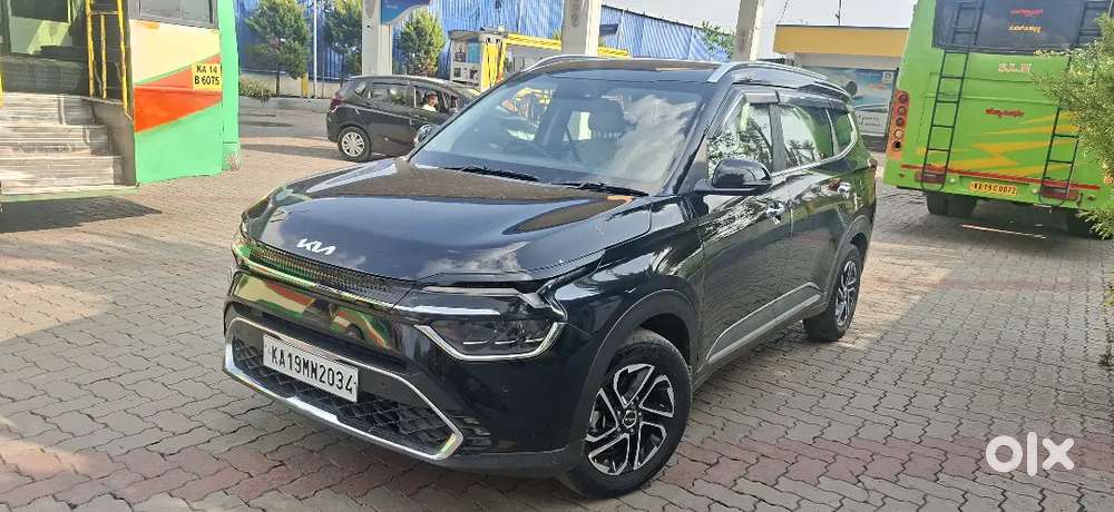 Kia Carens 2023 Diesel Well Maintained Call  9.5.9.1.5 Good 1.2.3.3.3