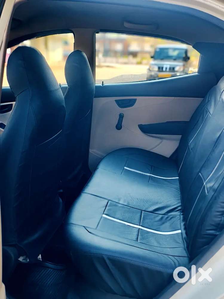 Hyundai Eon 2011 Petrol Well Maintained