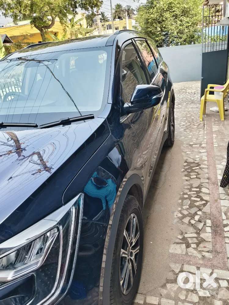 Mahindra Xuv700 2025 Diesel 7714 Km Driven