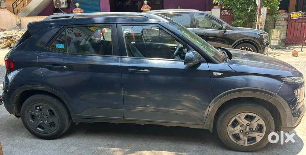 Hyundai Venue 2019 Diesel Well Maintained