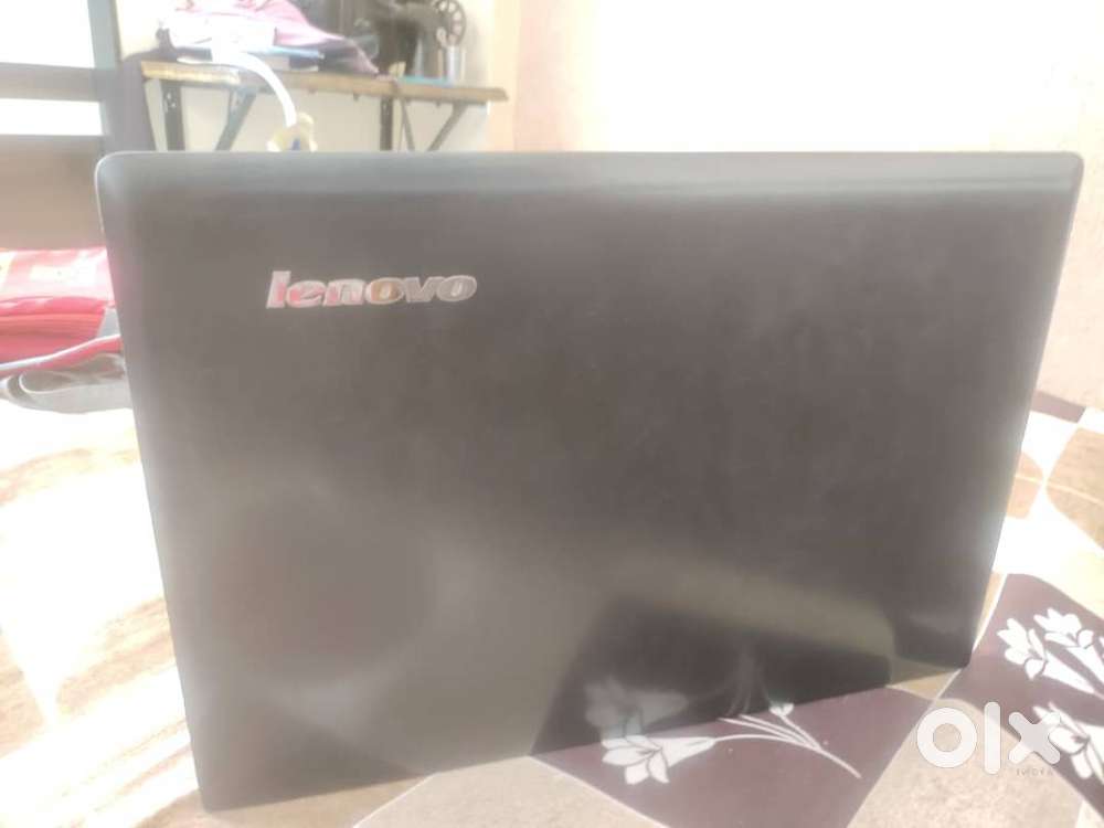 Lenovo Laptop - Core i3 / 8GB RAM / 1TB HDD in Good Condition