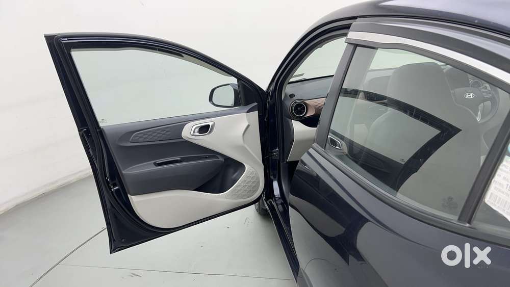 Hyundai Aura 1.2 Sx Cng, 2023, Cng & Hybrids