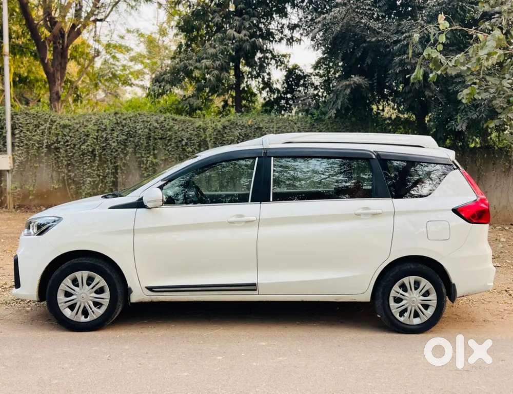 Maruti Suzuki Ertiga Vxi Cng, 2023, Cng & Hybrids