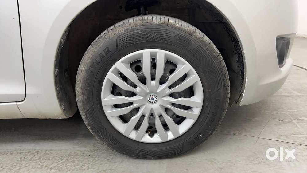 Maruti Suzuki Swift Vvt Vxi, 2012, Petrol