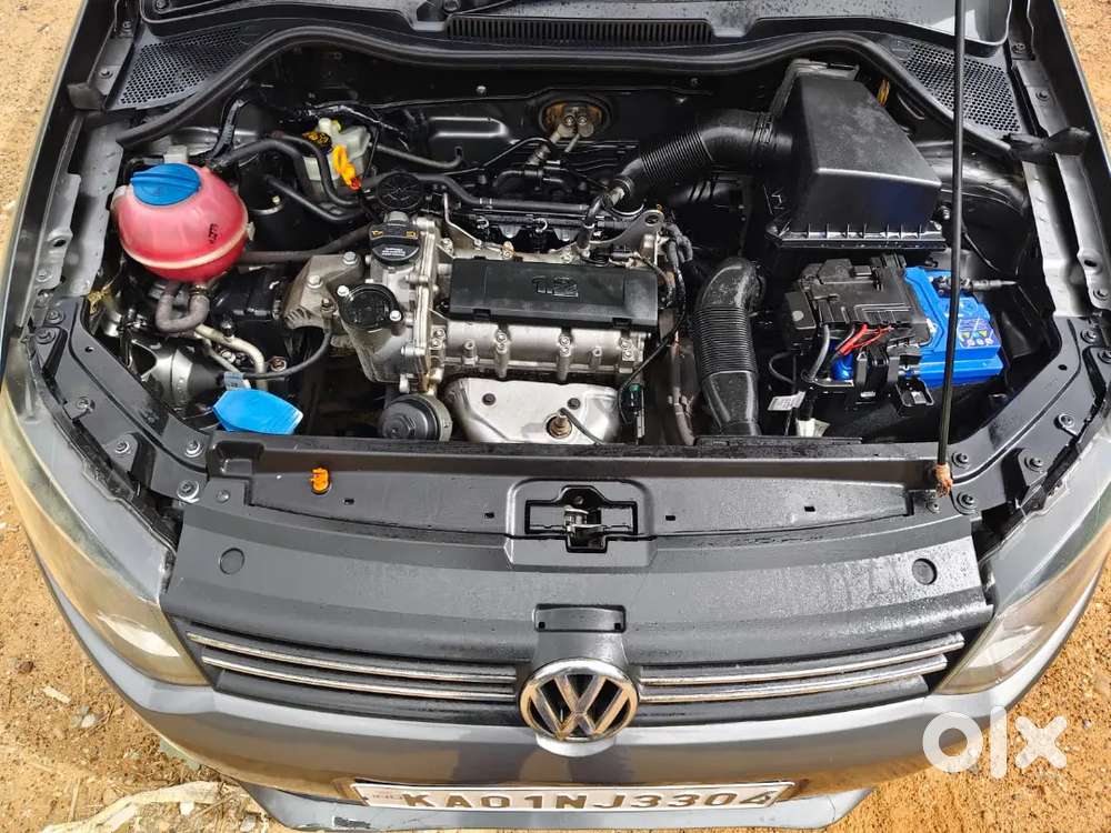 Volkswagen Polo 2013 Car