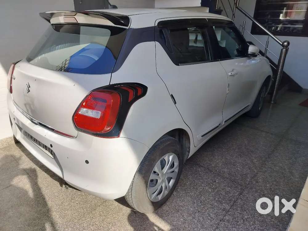 Maruti Suzuki Swift Vxi