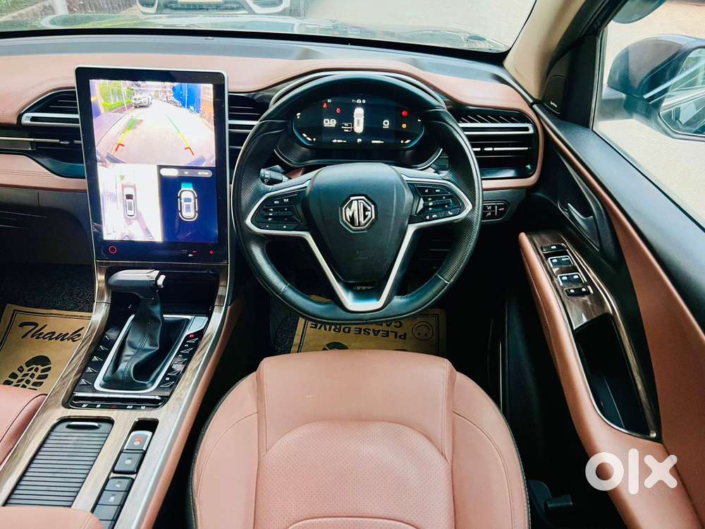 Mg Hector Plus Savvy Pro 1.5 Turbo Petrol Cvt 6 Str, 2023, Petrol