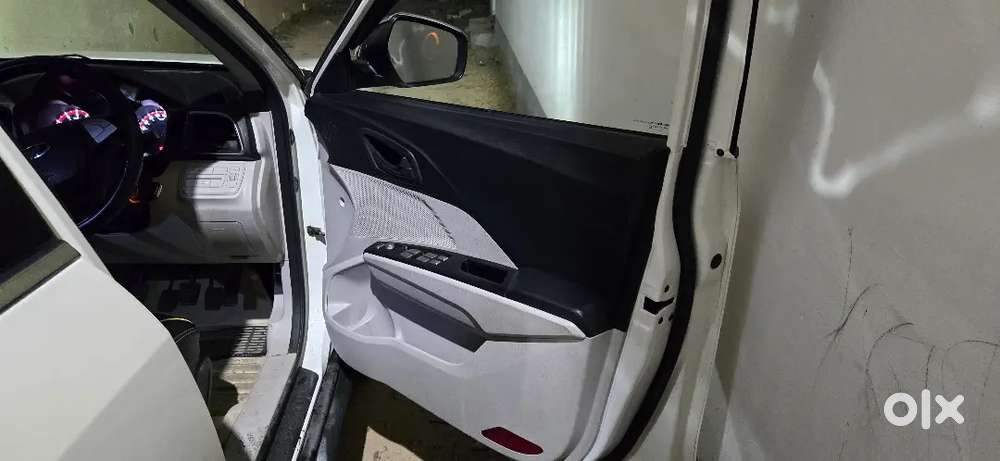 Urgent Sale  First Owner  Excellent Condition  35,600 Km