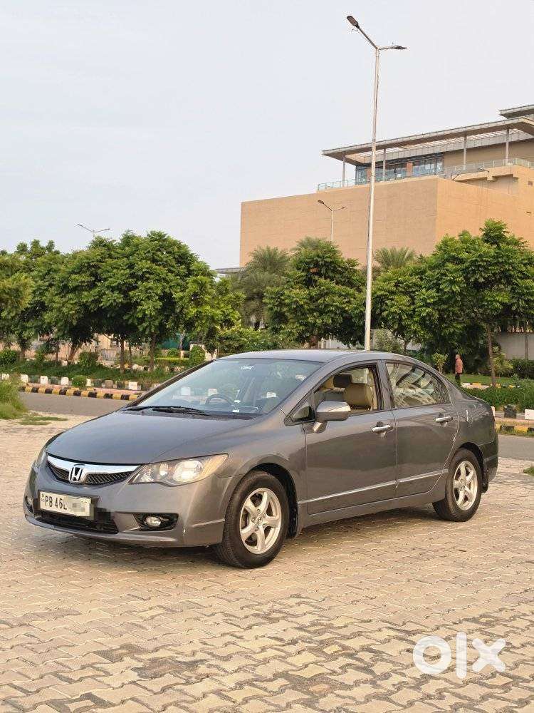 Honda Civic 1.8 V Mt, 2011, Petrol