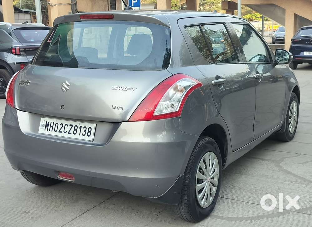 Maruti Suzuki Swift Vxi Abs Bsiv, 2013, Petrol