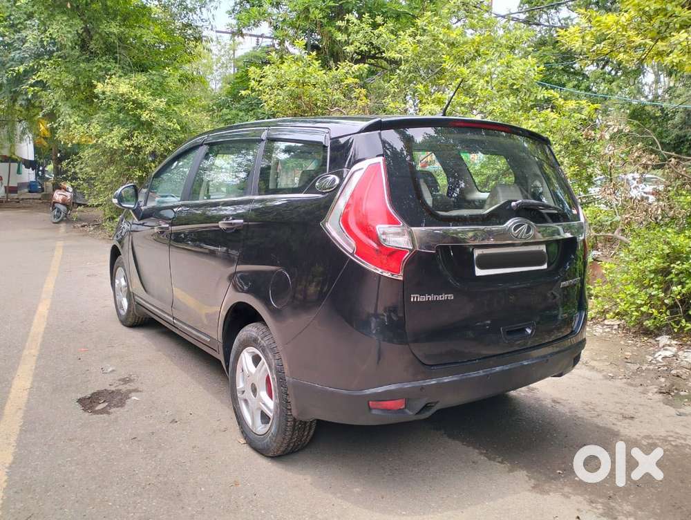 Mahindra Marazzo M6, 2019, Diesel