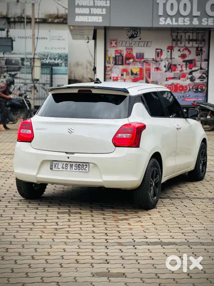 Maruti Suzuki Swift Vxi 2018