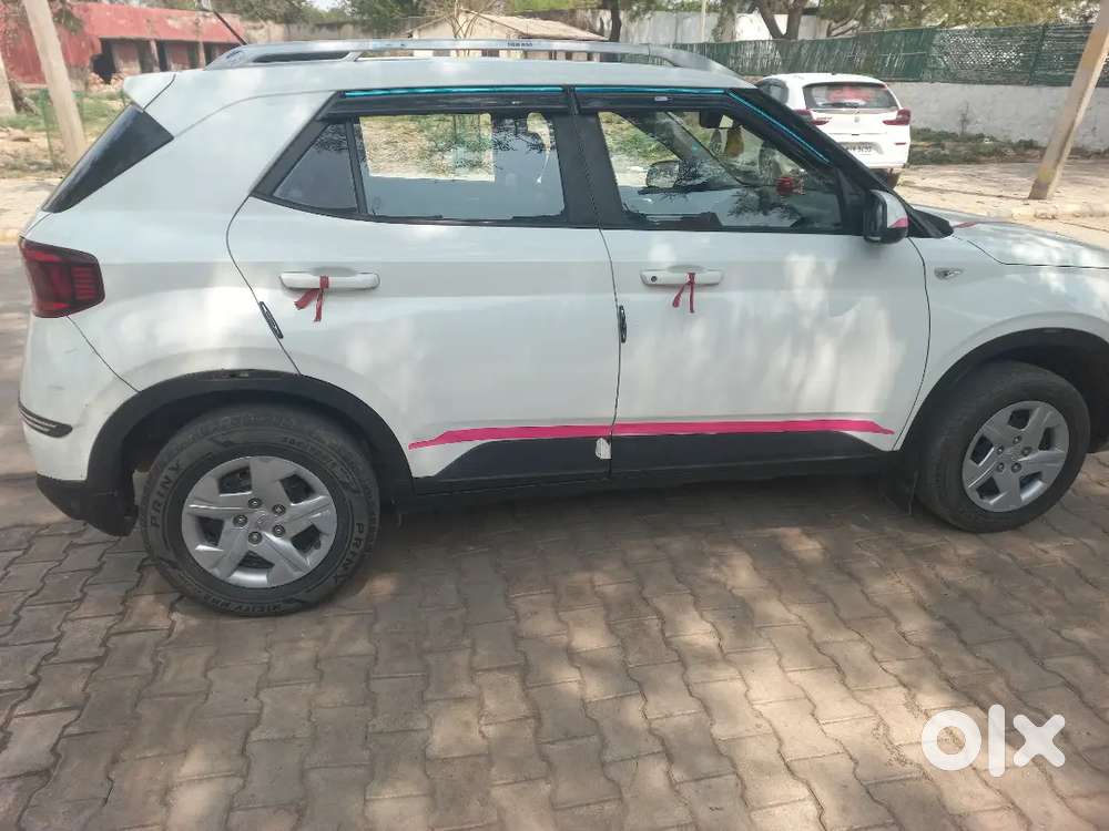 Hyundai Venue 2020 Cng & Hybrids Good Condition