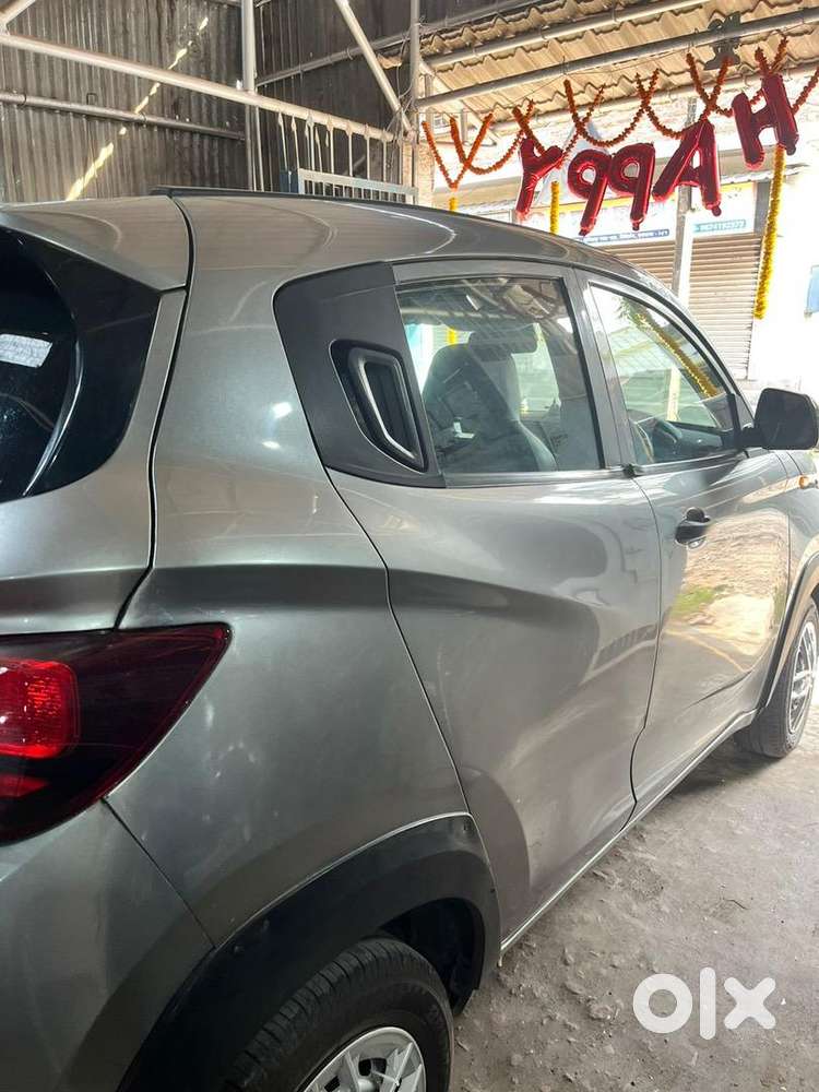 Mahindra Kuv 100 2018 Petrol Good Condition