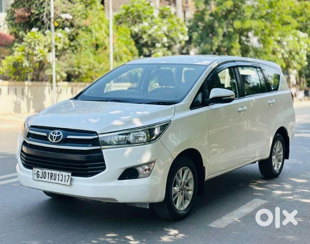 Toyota Innova Crysta 2.8 Gx At, 2016, Diesel