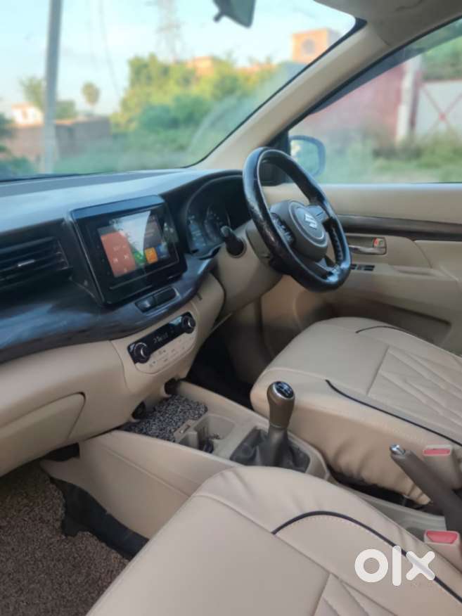Maruti Suzuki Ertiga 1.5 Vxi, 2023, Petrol