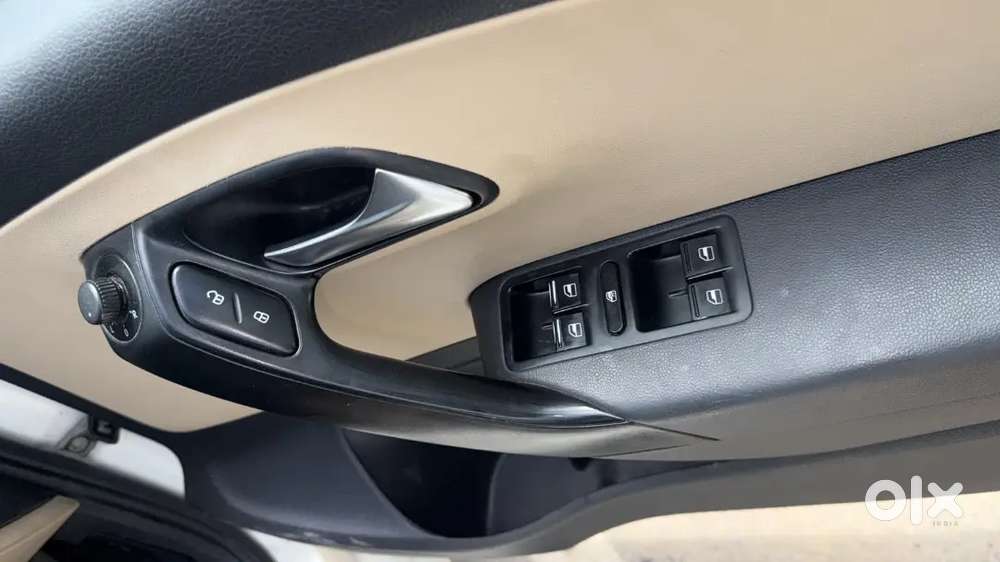 Volkswagen Polo 1.5 Tdi 2015 Top Highline Model Diesel