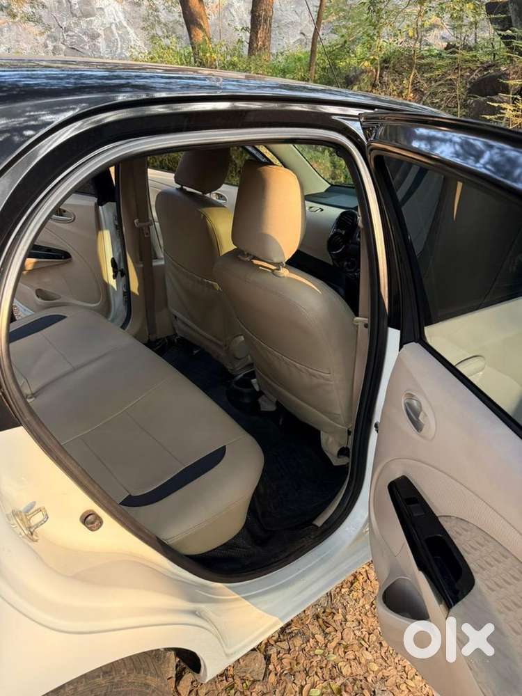 Toyota Car 2019 Petrol