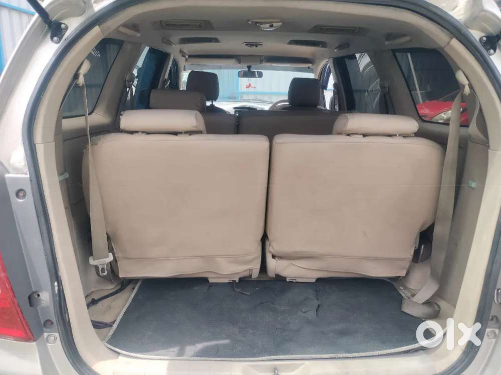 Toyota Innova 2.5 V, Diesel 2006, Fc 2031, Insurance 10 Month Current