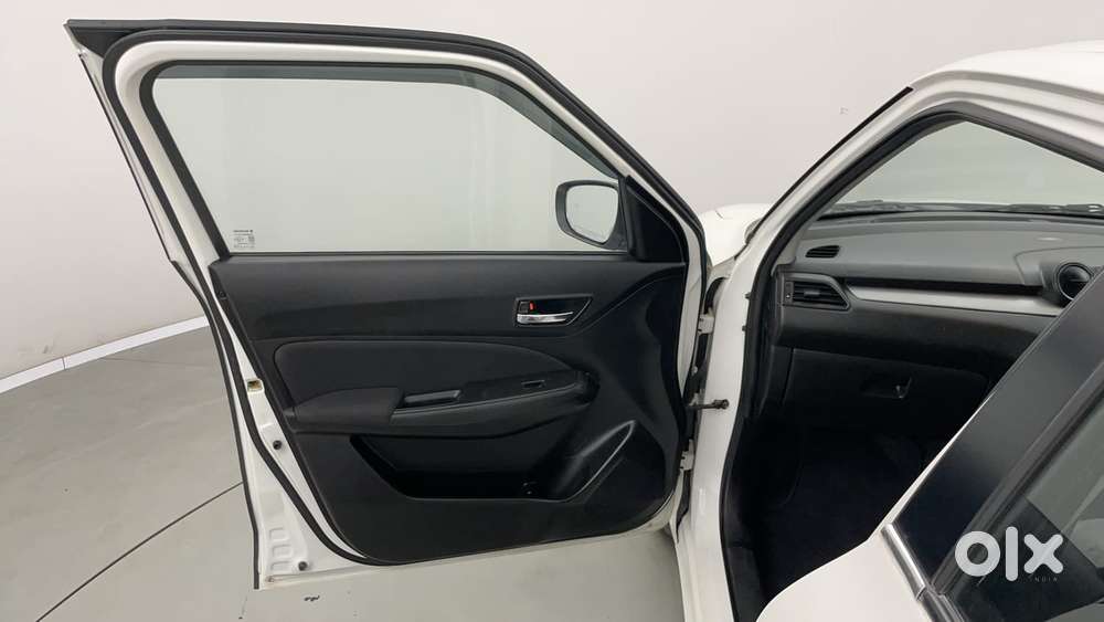Maruti Suzuki Swift Amt Vvt Vxi, 2022, Petrol