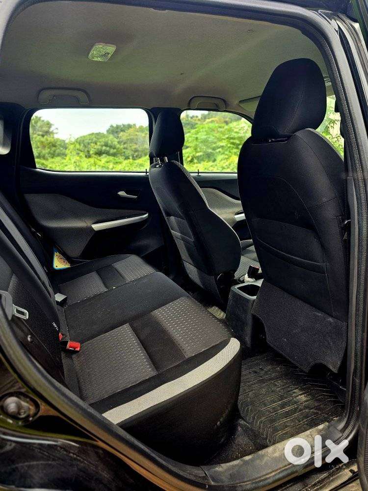 Nissan Magnite 1.0 Xv, 2023, Petrol