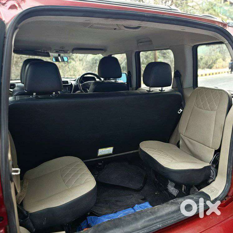 Mahindra Tuv 300 T10 Dual Tone, 2018, Diesel