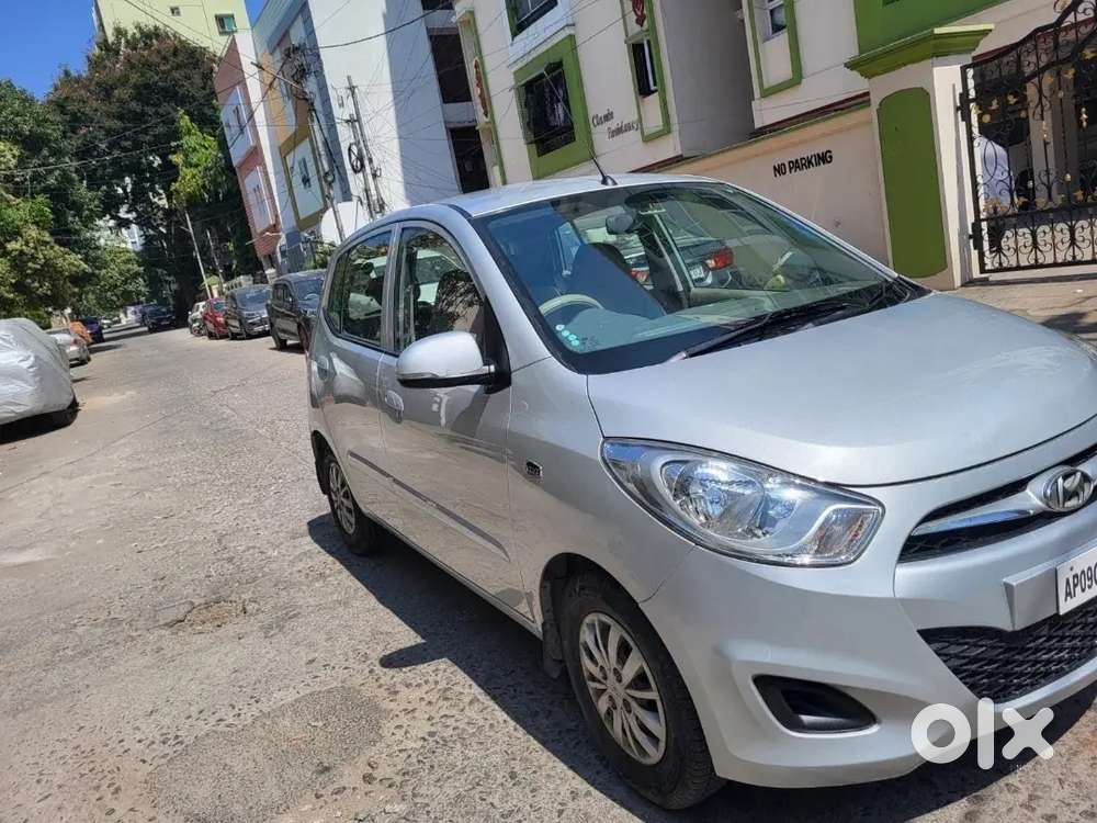 Doctor Used Hyundai I10 Sportz Petrol 2014