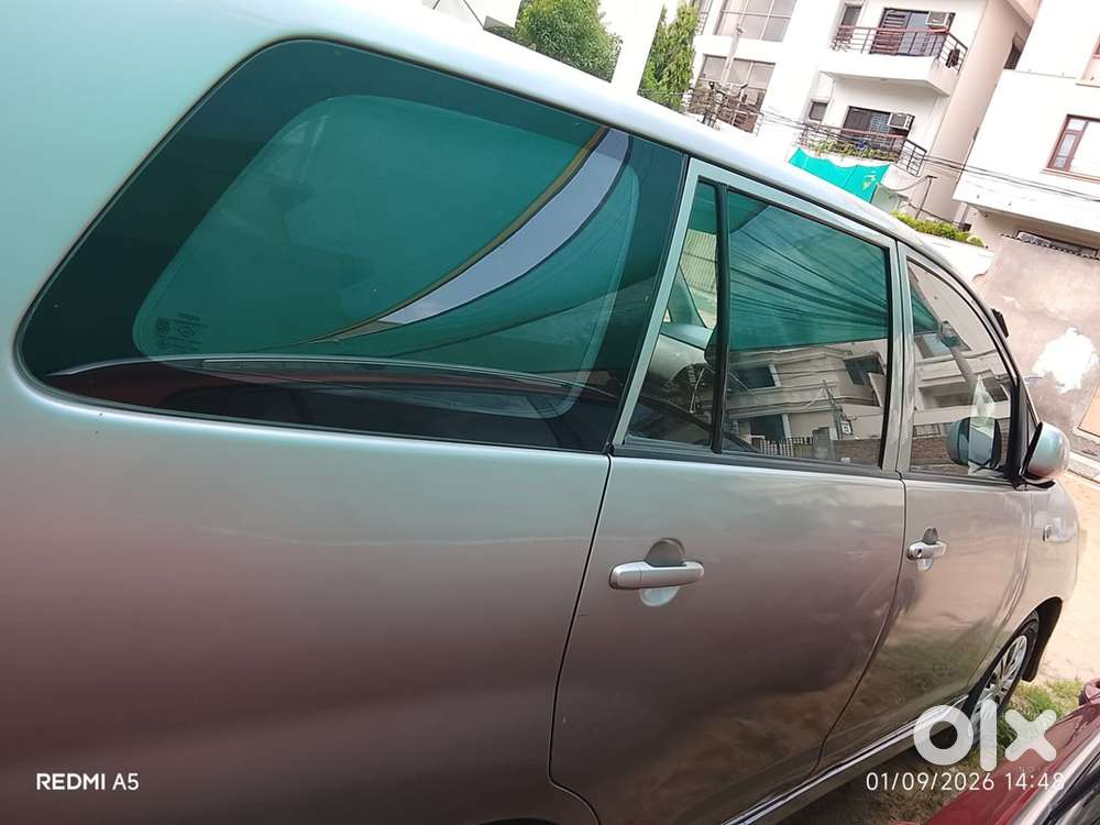 Toyota Innova Diesel 2012