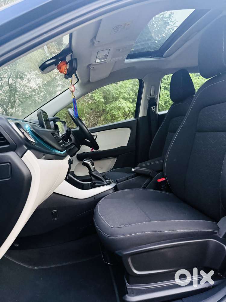 Tata Altroz Xza Plus (s), 2024, Petrol