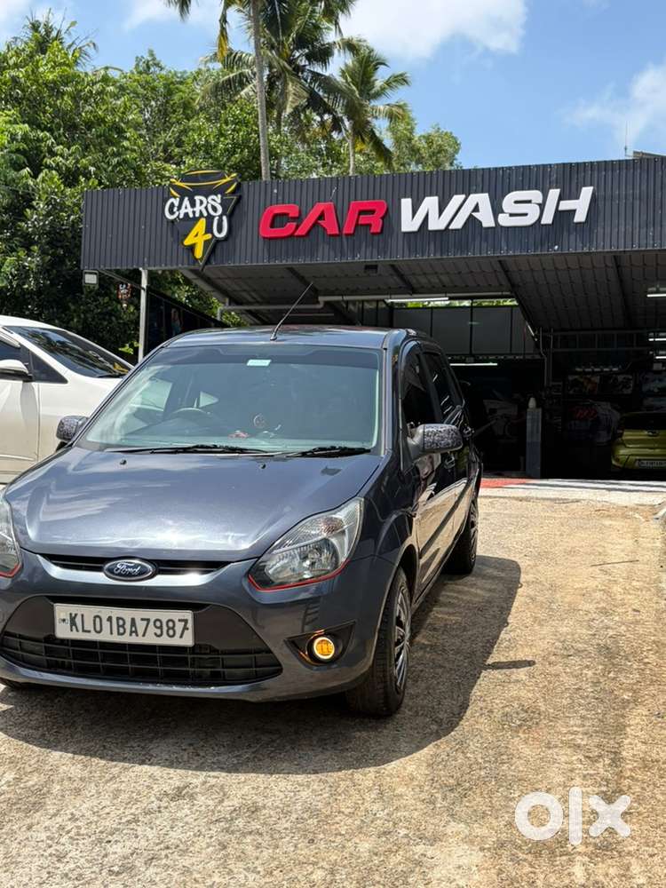 Ford Petrol 2011 Manual Car