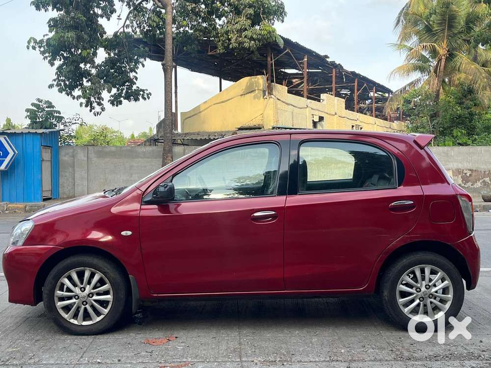 Toyota Etios Liva, 2011, Petrol