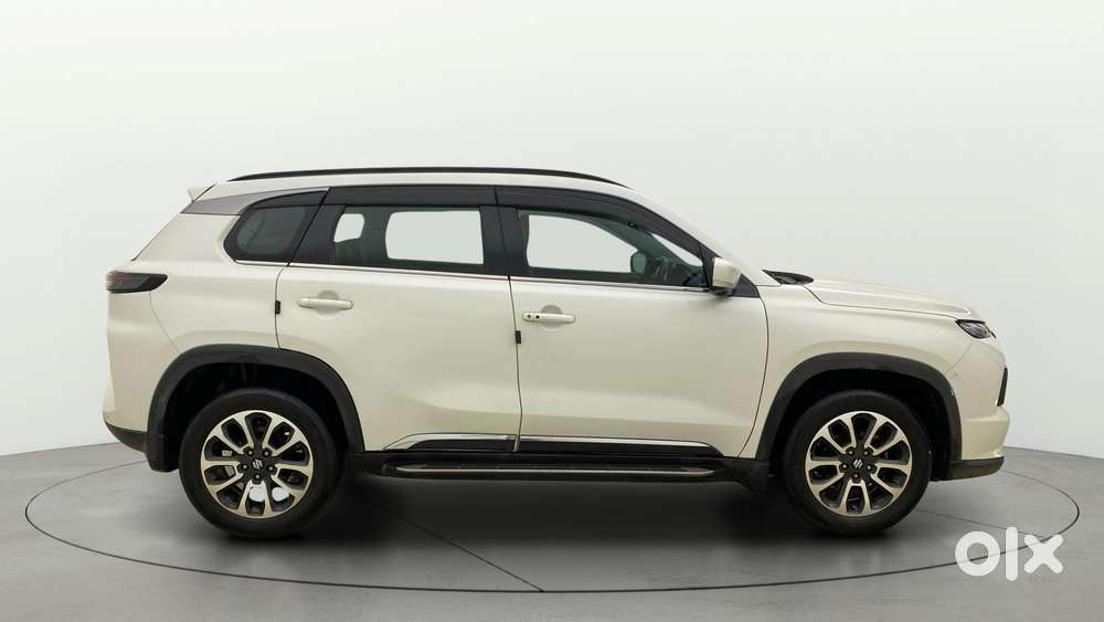 Maruti Suzuki Grand Vitara 1.5 Alpha Smart Hybrid At, 2023, Petrol