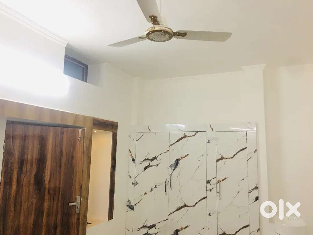 1bhk flat ground floor, furnished, near mahaveer chok circular road ...