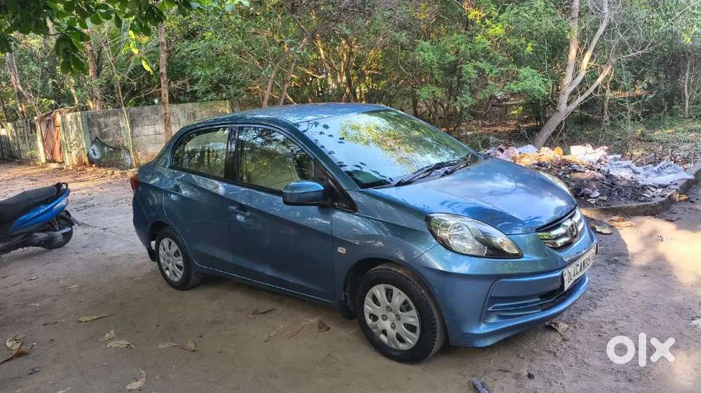 Honda Amaze Petrol 2013