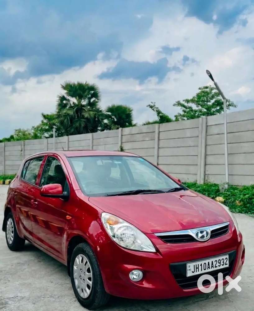 Hyundai I20 2011 Petrol Well Maintained (paper Till 2031)