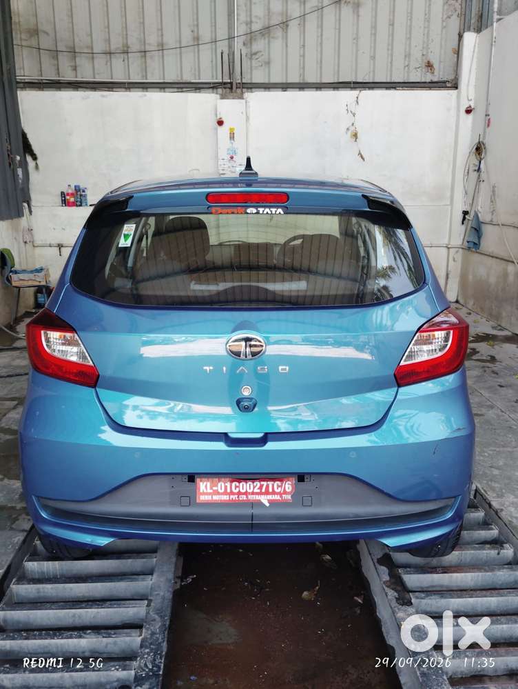 Tata Tiago 1.2 Revotron Xza, 2025, Petrol