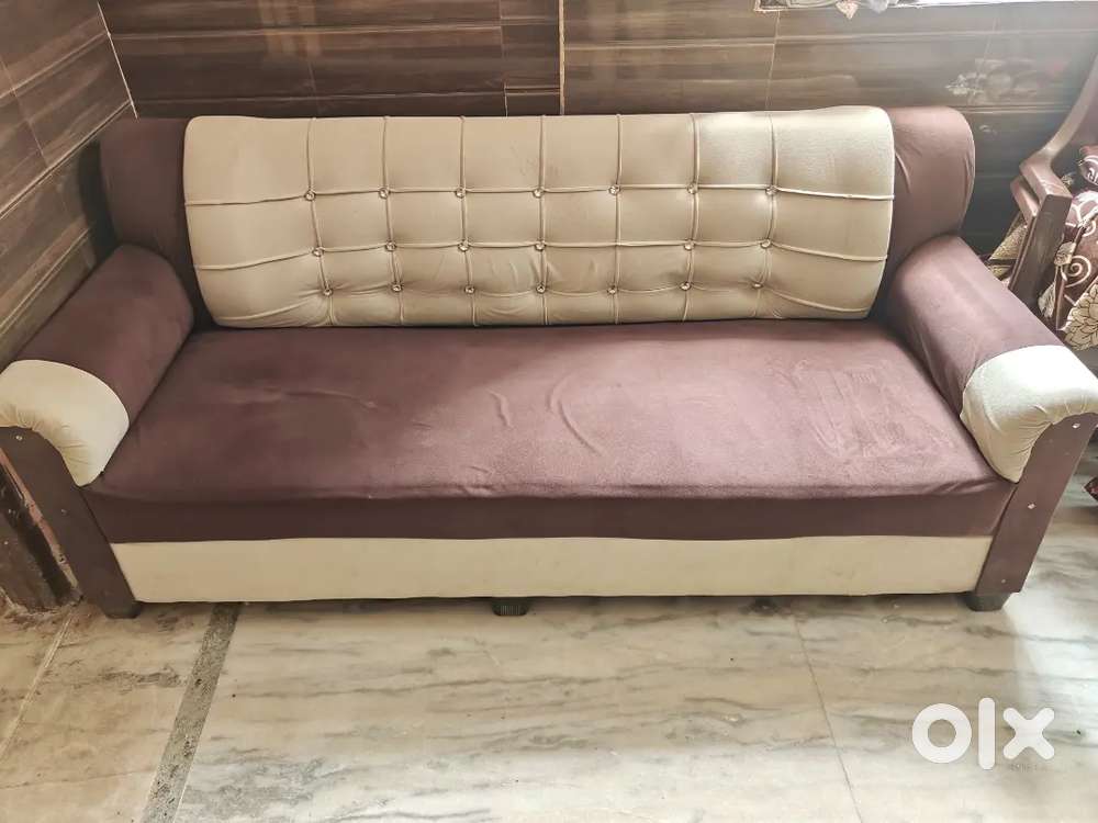 3 Seater Sofa & Table
