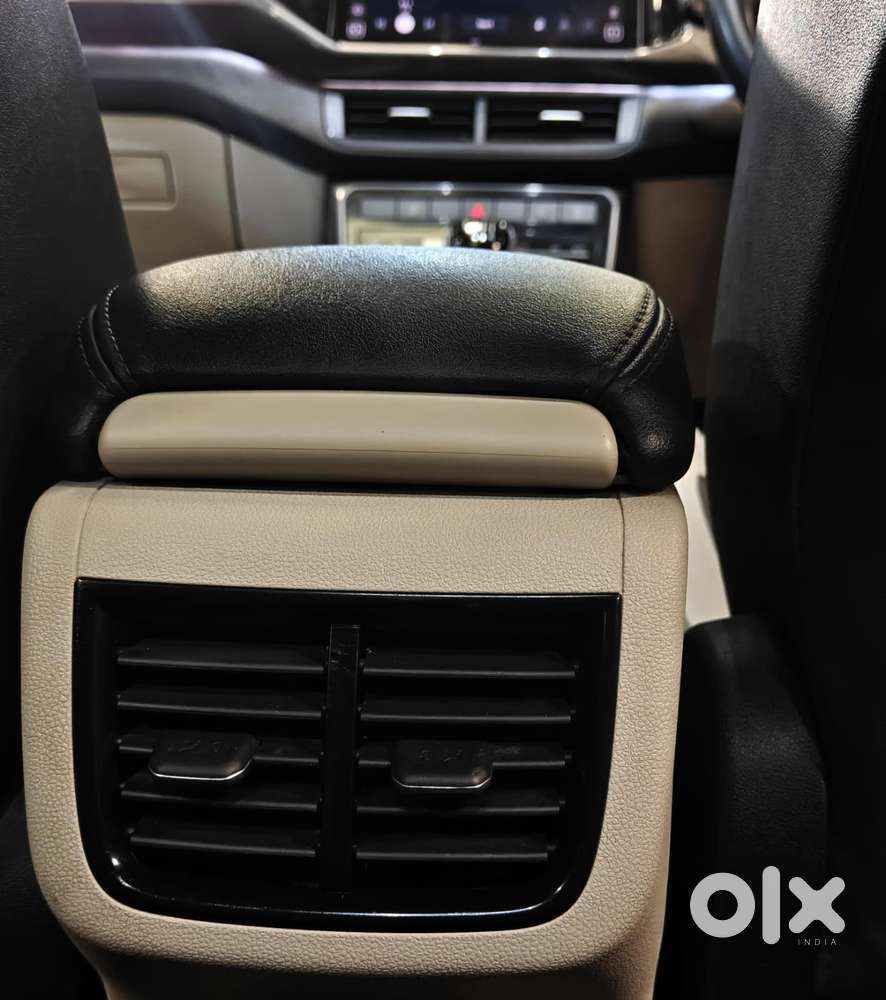 Volkswagen Taigun 1.0 Tsi Topline, 2024, Petrol