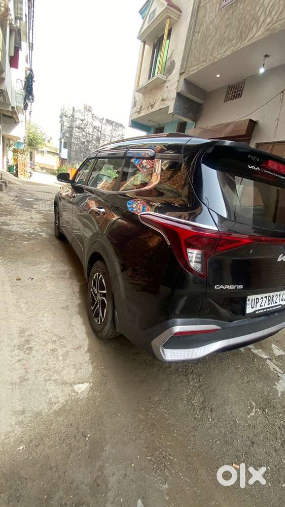 Kia Carens 2023 Diesel Well Maintained