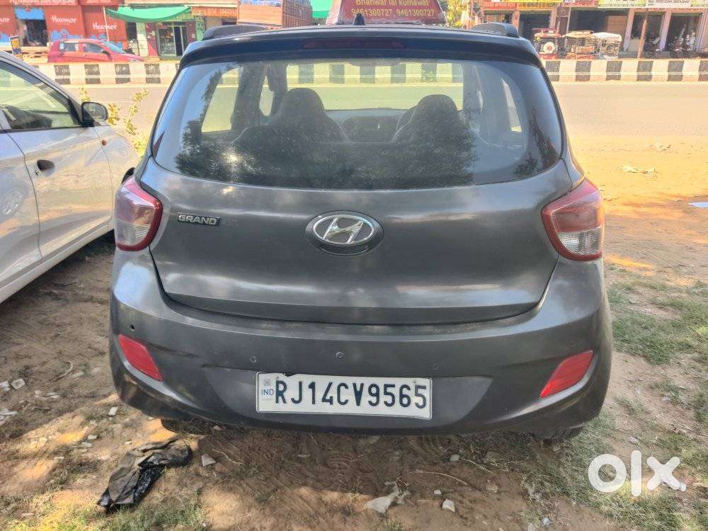 Hyundai Grand I10 Sportz Edition, 2015, Diesel