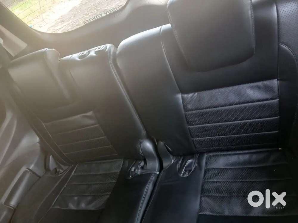 Toyota Innova Crysta 2019