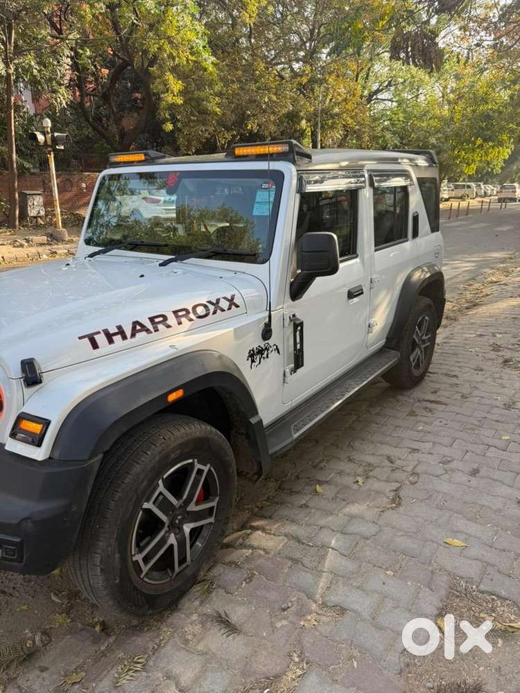 Mahindra Thar Roxx 2025 Petrol Well Maintained