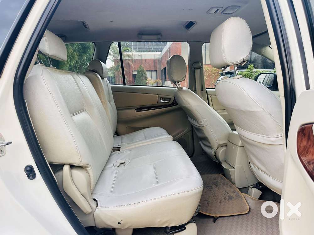 Toyota Innova 2.5 Vx 8 Str, 2014, Diesel