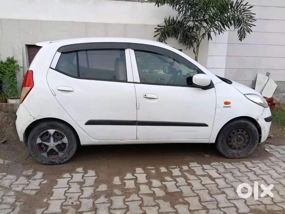 Hyundai I10 Sportz Petrol 2010