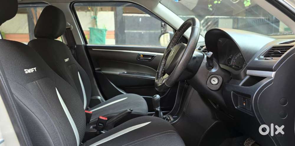 Maruti Suzuki Swift Lxi Option, 2015, Petrol
